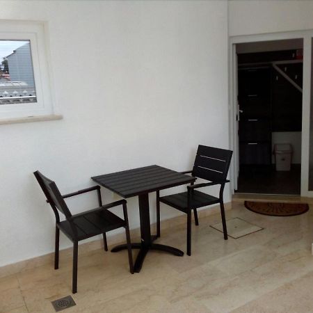 Apartment Mato Barbariga Exterior foto