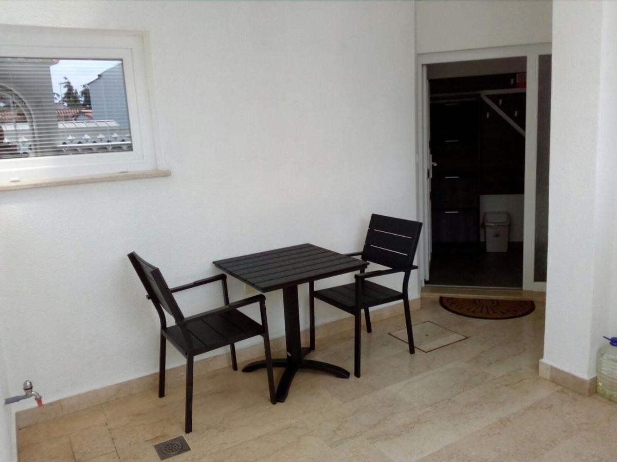 Apartment Mato Barbariga Exterior foto